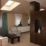 מלון Stara Kamienica 3*