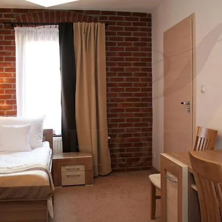 Szálloda Stara Kamienica 3*