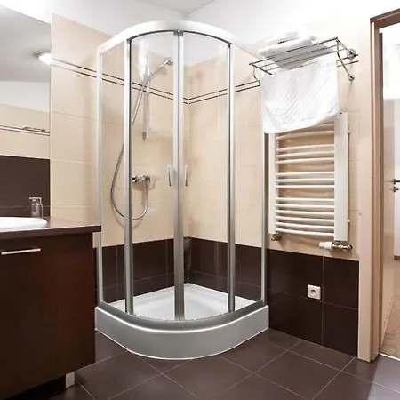Stara Kamienica 3*
